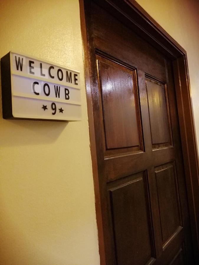 Cow B Homestay センポルナ エクステリア 写真